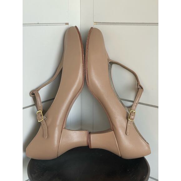 Capezio T-Strap Character Shoe Tan leather 11.5 Dance ballet - Picture 2 of 12